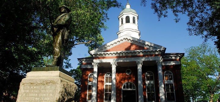<p><a href="https://commons.wikimedia.org/wiki/File:Loudoun_County_Courthouse_in_Leesburg,Virginia.jpg" target="_blank" role="link" rel="nofollow" class=" js-entry-link cet-external-link" data-vars-item-name="Loudoun County’s Confederate Memorial" data-vars-item-type="text" data-vars-unit-name="59bbcc21e4b0390a1564dca0" data-vars-unit-type="buzz_body" data-vars-target-content-id="https://commons.wikimedia.org/wiki/File:Loudoun_County_Courthouse_in_Leesburg,Virginia.jpg" data-vars-target-content-type="url" data-vars-type="web_external_link" data-vars-subunit-name="article_body" data-vars-subunit-type="component" data-vars-position-in-subunit="0">Loudoun County’s Confederate Memorial</a></p>