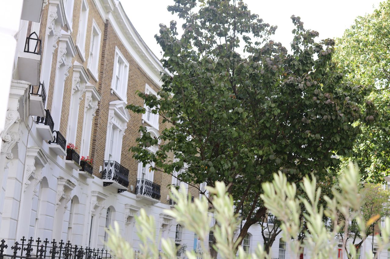 House on Thornhill Square in Islington