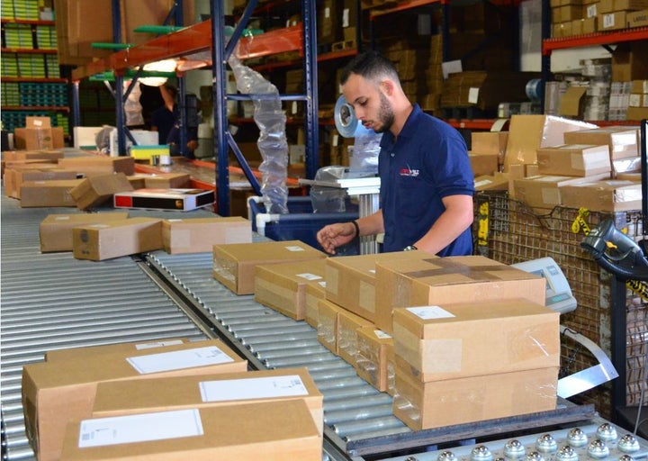 <p>Fulfillment Center Miami</p>
