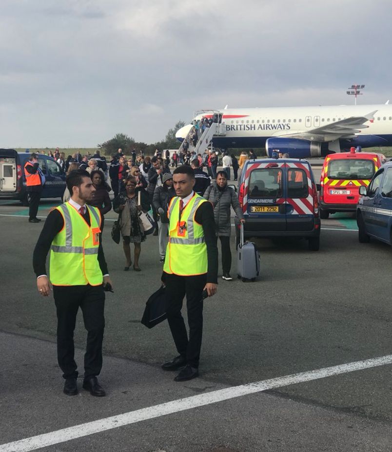 British Airways Flight Bound For Heathrow Evacuated At Paris Airport ...