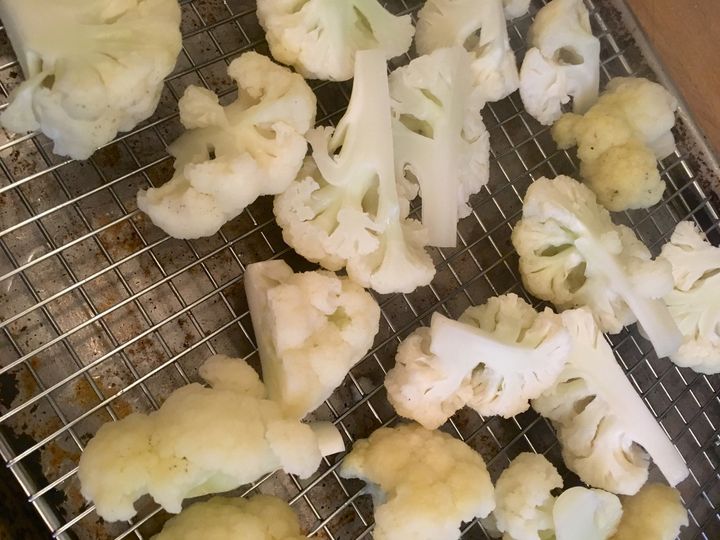 Let the steamed cauliflower dry - preferably on a rack - before breading