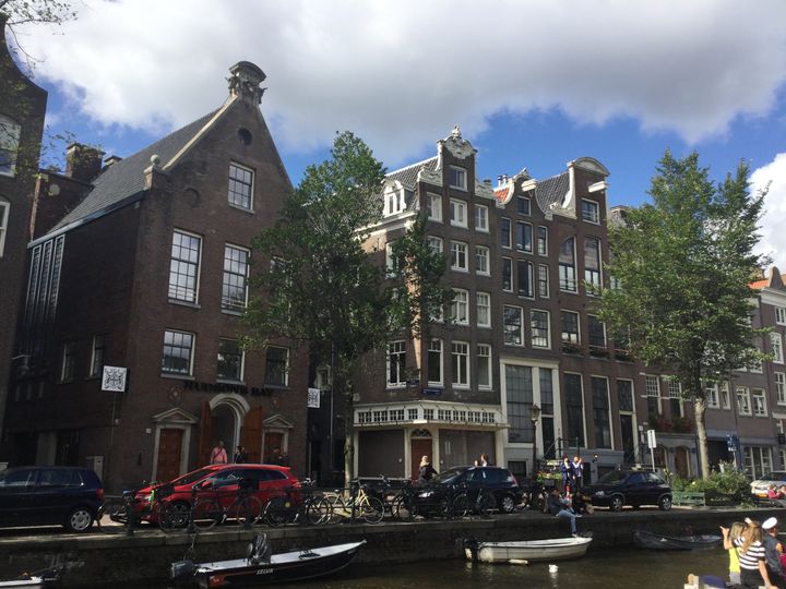 HBC retail outlet in central Amsterdam - First building on the left
