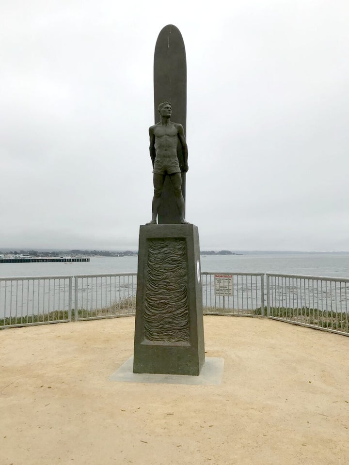 <p>Iconic Surf Statue by artist Paul Topp</p>