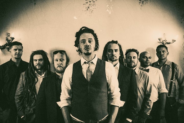 <p>SOJA </p>