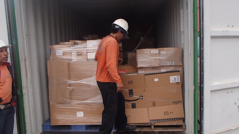 Donated lab equipment arrives at the Universidad de Ingenieria y Tecnologia in Peru