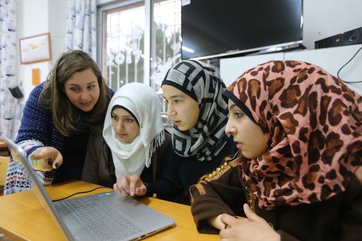 Syrian girls attend Theirworld Tech Hub in Lebanon