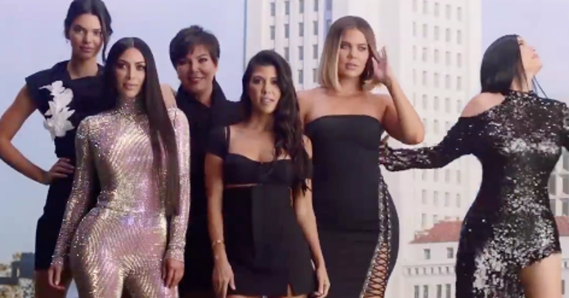 The Kardashians Recreate Season 1's 'KUWTK' Intro And It's Exactly What