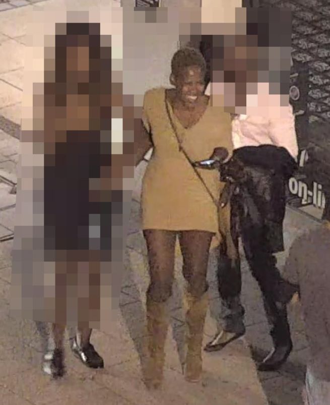 The same woman was pictured again that night 