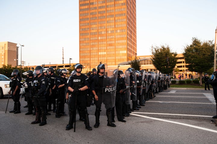 Stl Riots Riot Cops In St. Louis Cracked Down On A Peaceful Protest Before The ...