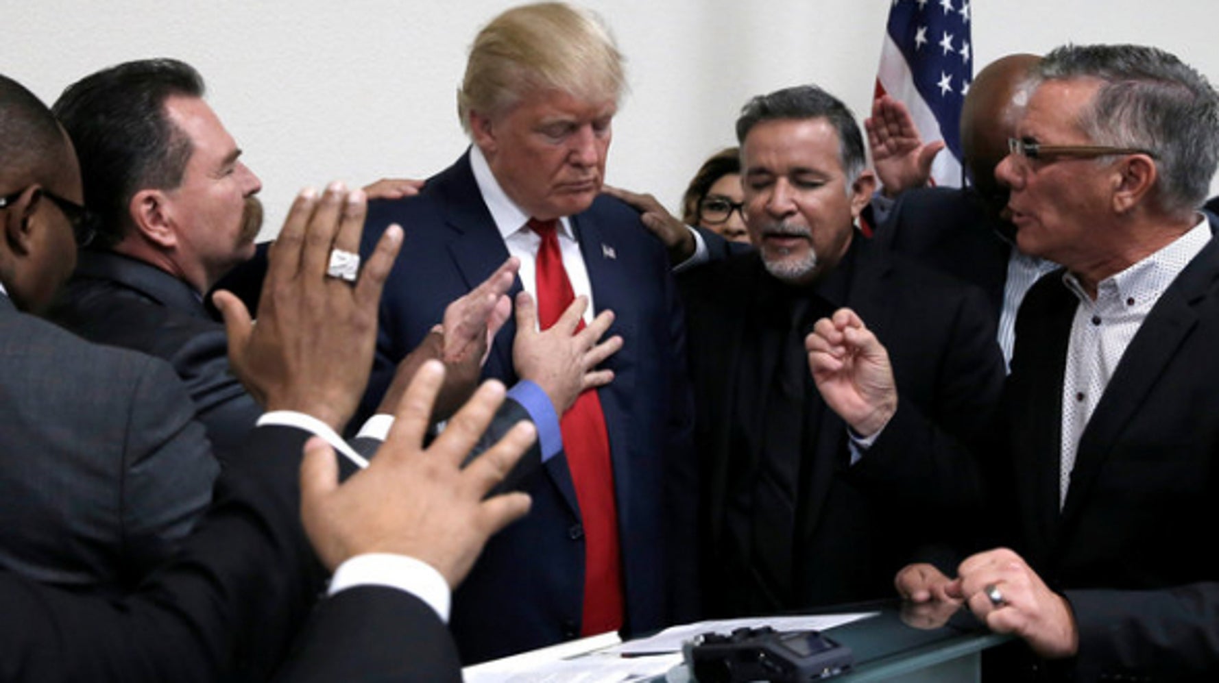 Cash The Tie That Binds Christians To The GOP HuffPost Latest News