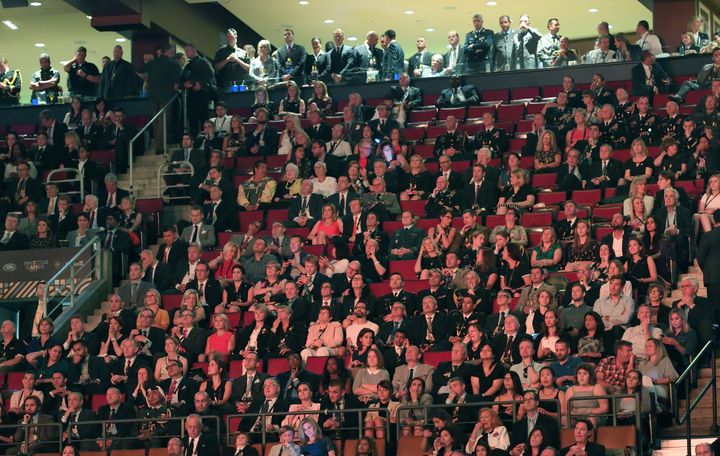 Can you spot Meghan and Harry in this crowd?