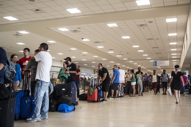 Hundreds Remain Stranded At Puerto Rico S Largest Airport Huffpost