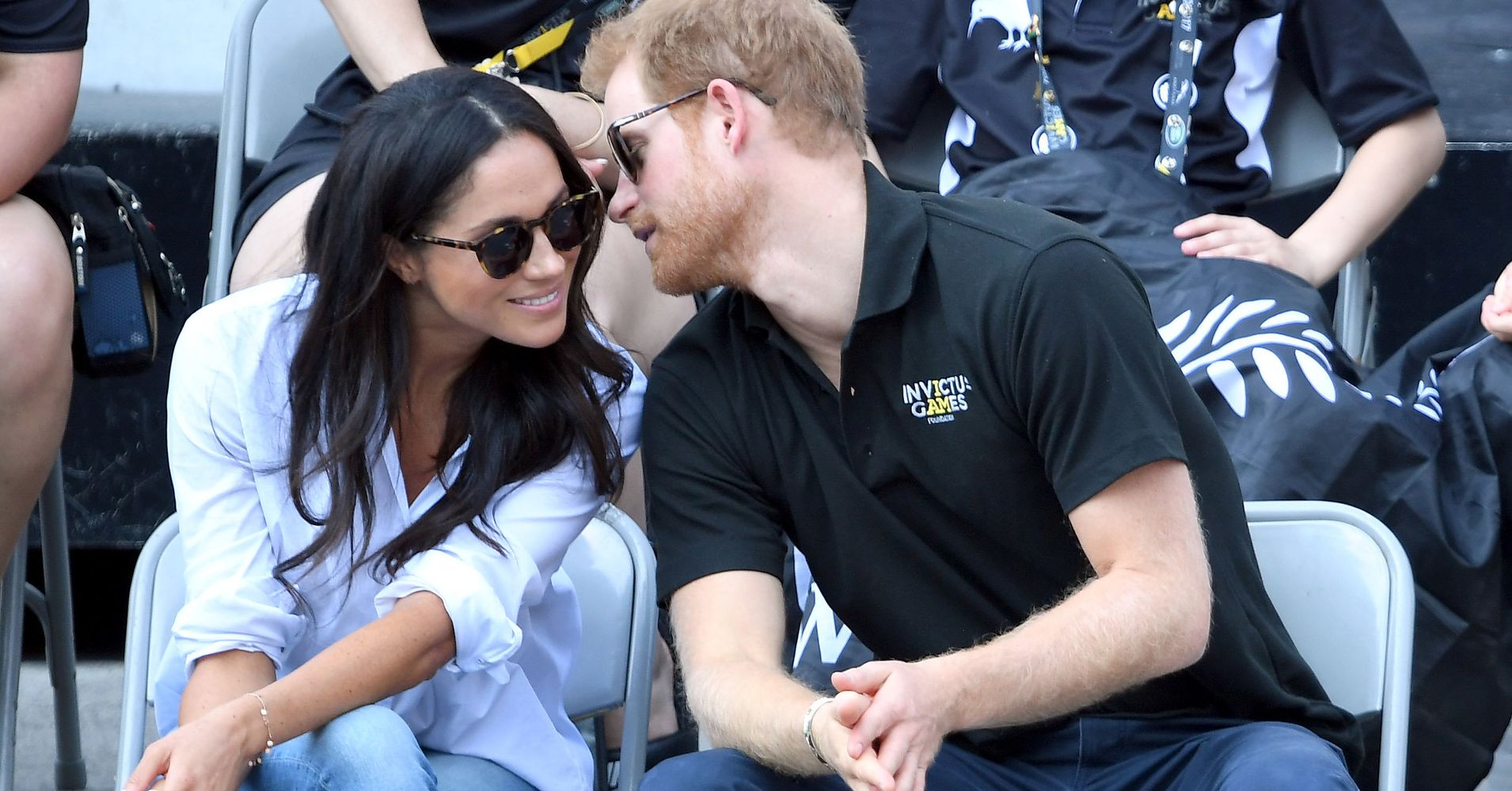 The First Public Photos Of Prince Harry And Meghan Markle Holding Hands Huffpost 