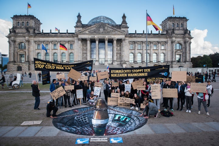 <p>In October 2016, the World Future Council organised an <a href="http://www.worldfuturecouncil.org/3d-street-art-highlights-global-call-disarmament/" target="_blank" role="link" rel="nofollow" class=" js-entry-link cet-external-link" data-vars-item-name="3D art project" data-vars-item-type="text" data-vars-unit-name="59ca2901e4b0b7022a646d8f" data-vars-unit-type="buzz_body" data-vars-target-content-id="http://www.worldfuturecouncil.org/3d-street-art-highlights-global-call-disarmament/" data-vars-target-content-type="url" data-vars-type="web_external_link" data-vars-subunit-name="article_body" data-vars-subunit-type="component" data-vars-position-in-subunit="2">3D art project</a> in Berlin with a nuclear missile calling for global disarmament.</p>