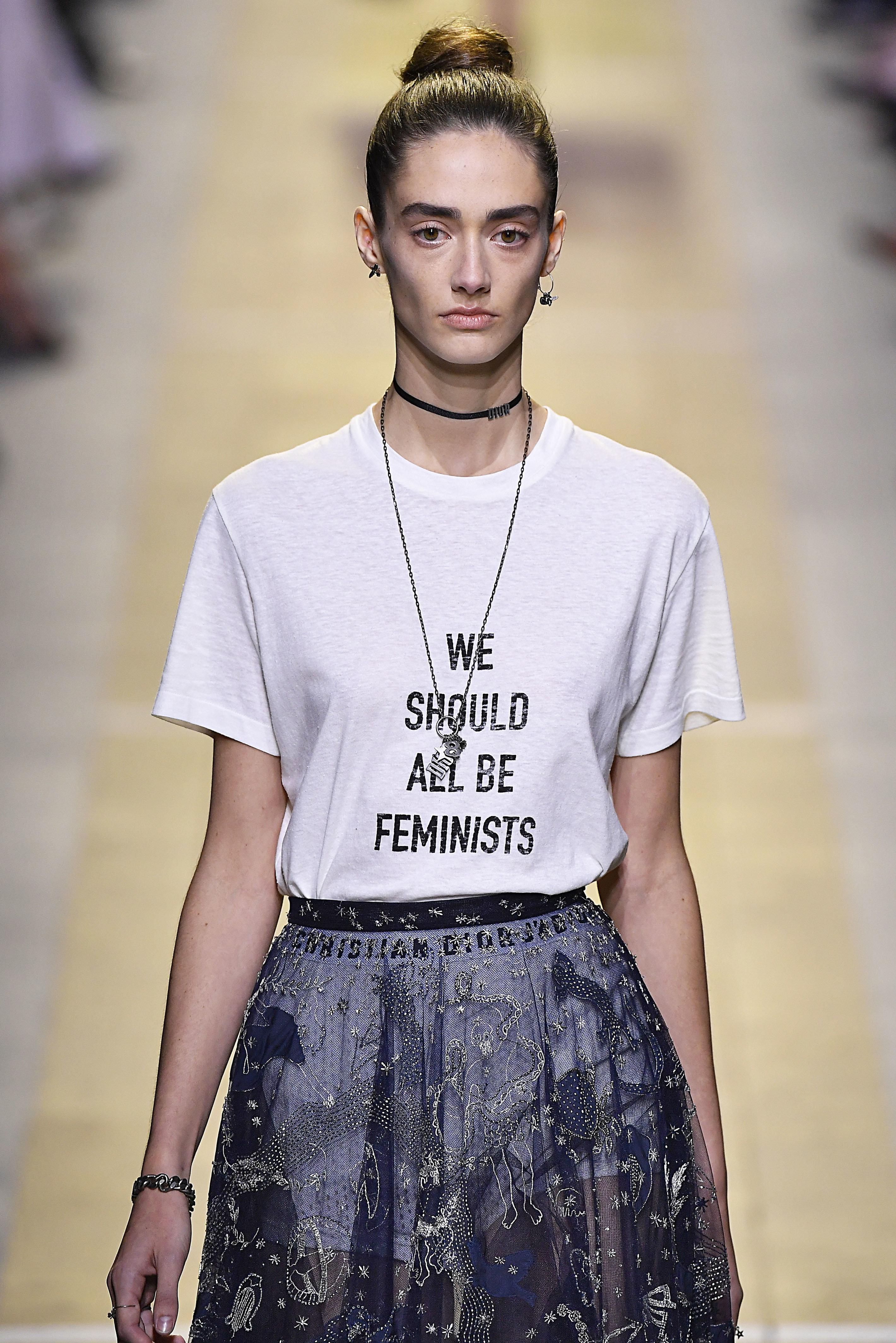t shirt we should all be feminist dior