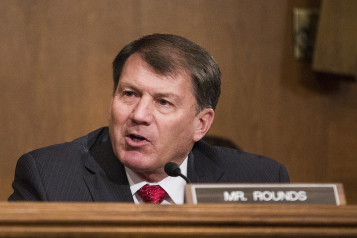 Pictured: Sen. Mike Rounds (R-S.D.), who is a different person than Sen. Elizabeth Warren (D-Mass.).