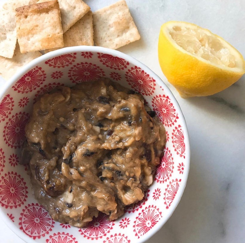 Baba Ganoush: <a rel="nofollow" href="https://www.instagram.com/p/BYmAj75HP6s/?taken-by=jolenehart" target="_blank">Instagram