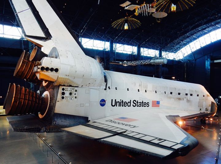 Shuttle Discovery, Steven F. Udvar-Hazy National Air and Space Museum, Chantilly VA
