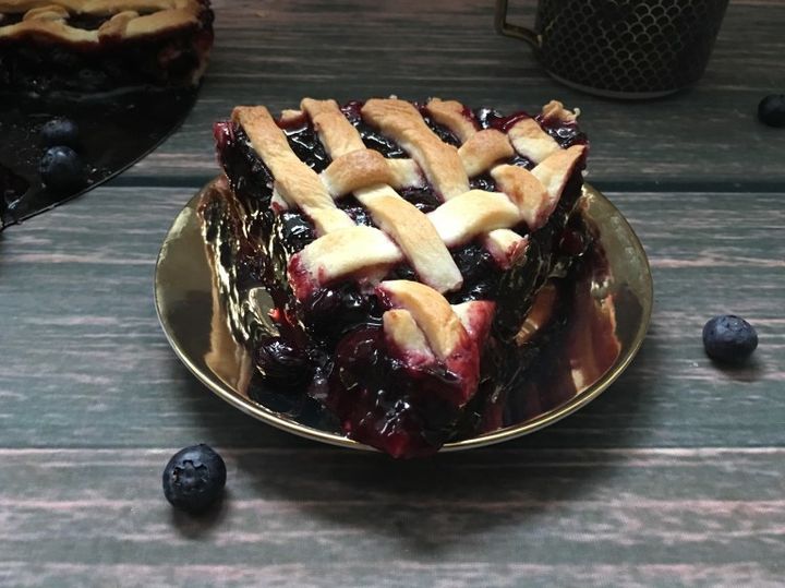 <p>The Best Blueberry Pie... Ever! (Gluten-Free/Paleo/Vegan) </p>