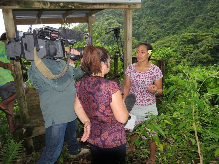 Moeumu Uili during an interview about the manumea.