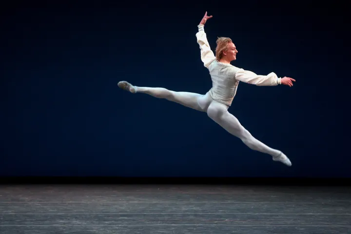 Elendighed Gør det godt vase Tights, Tutus and 'Relentless' Teasing: Inside Ballet's Bullying Epidemic |  HuffPost Entertainment