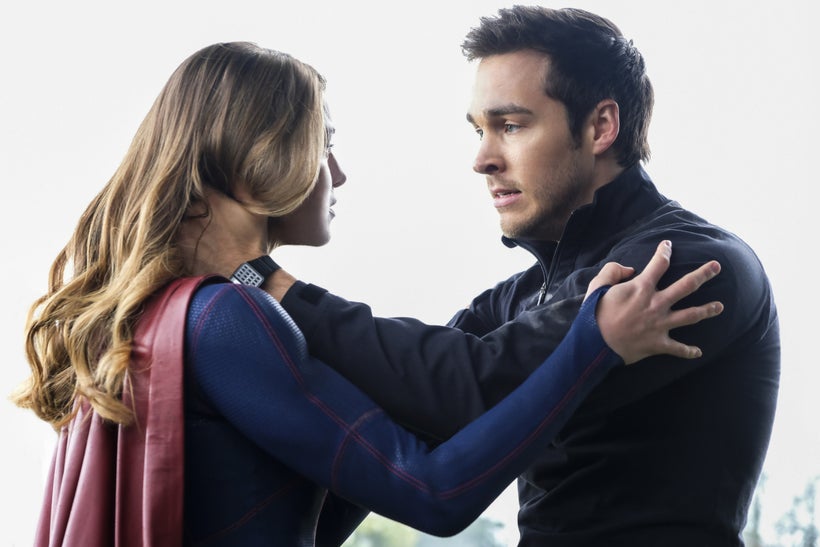 Melissa Benoist as Supergirl and Chris Wood as Mon-El (Mike).