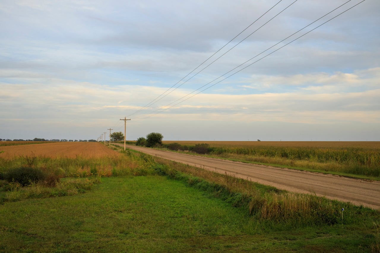 A road cuts through Bradshaw. 