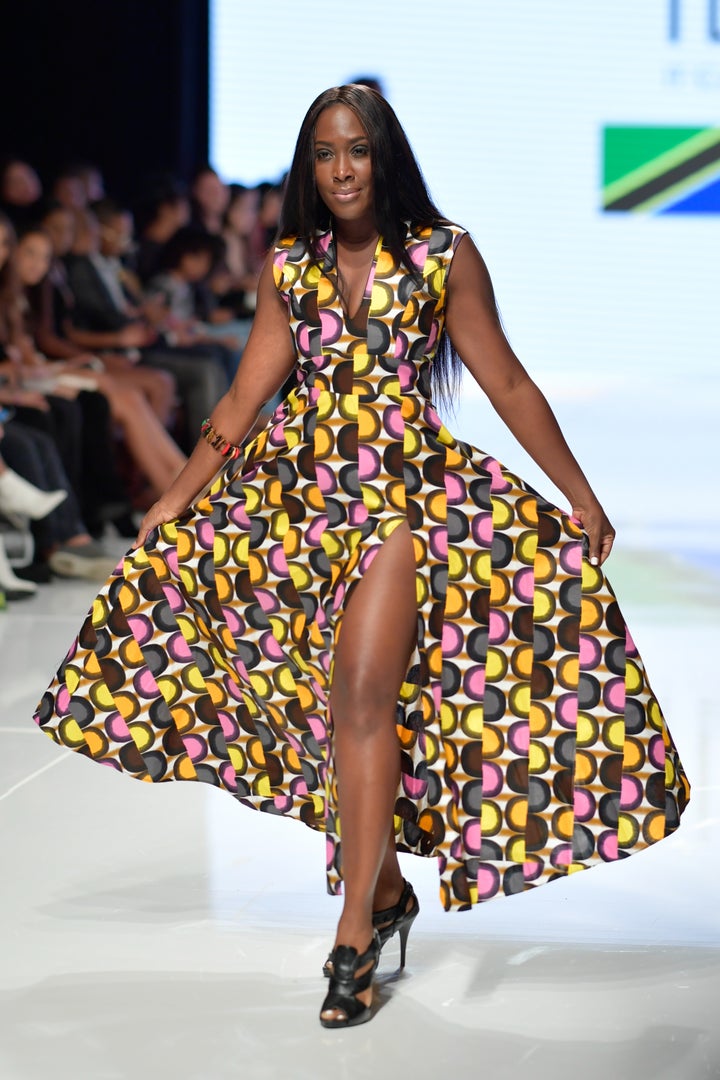 <p>ILAVA LA Fashion Week</p>