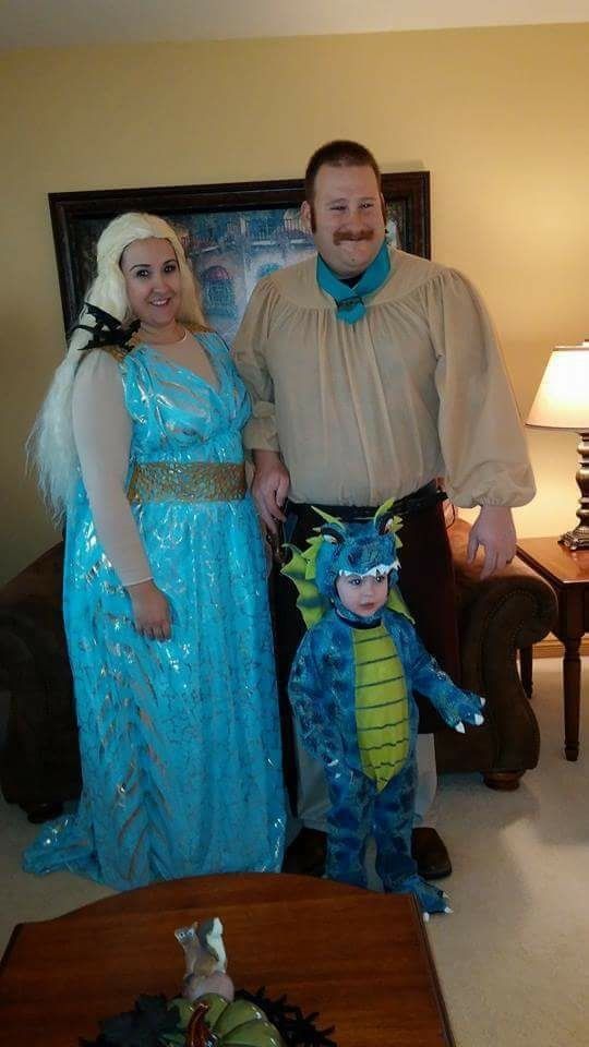 65 Halloween Costumes For Families Who Love Dressing Up Together ...