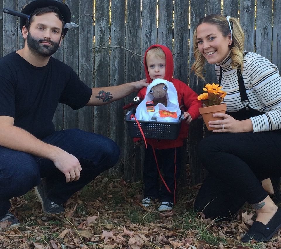 65 Halloween Costumes For Families Who Love Dressing Up Together ...