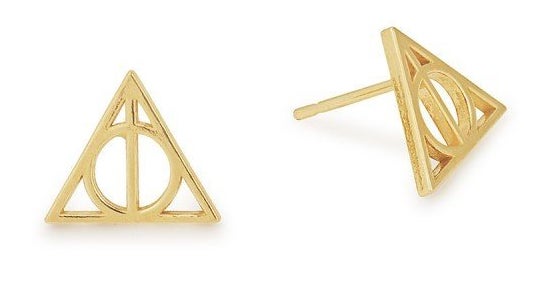Deathly Hallows earrings from <a href="https://www.alexandani.com/deathly-hallows-earrings-as17hp17s.html" target="_blank">Al