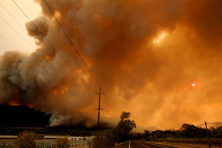 Smokes blankets the sky as wildfire moves across California's wine region 