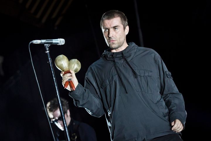 The most 'serious face' anyone has ever given while holding maracas