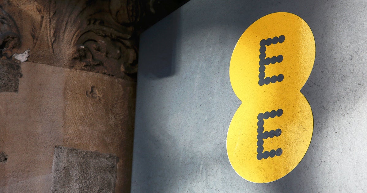 EE Network Suffers Outage Problems As Phone Calls Stop Working HuffPost UK Tech