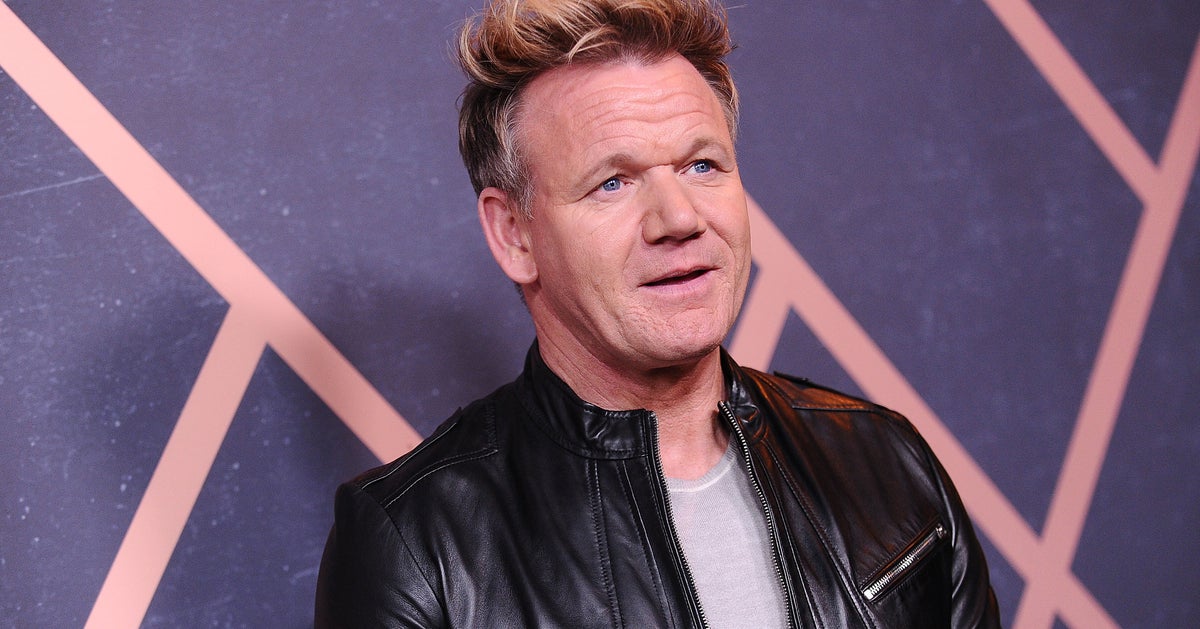 Gordon Ramsay Reignites Feud With Jamie Oliver Following Comments About The Size Of His Family Huffpost Uk
