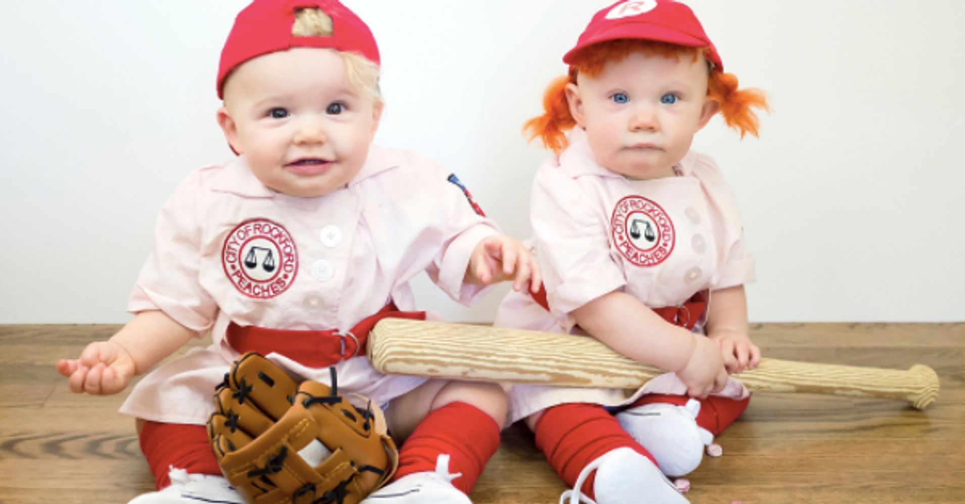 Twin Halloween Costumes For 10 Year Olds - These Twins' Daily Halloween Costumes Are Beyond Adorable | HuffPost