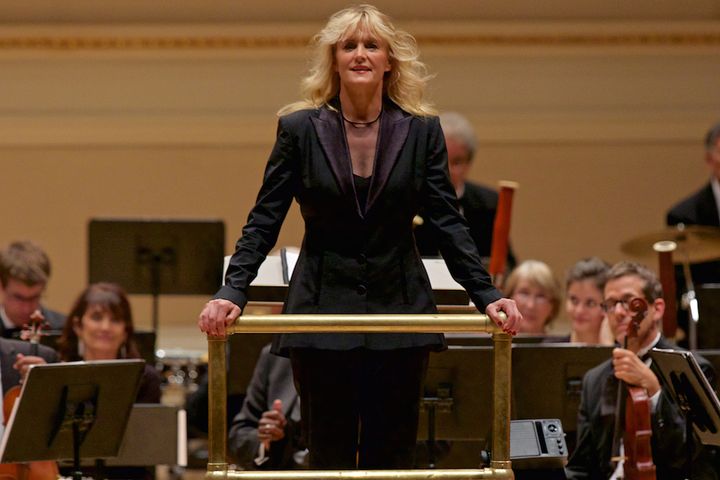 Conductor Amy Andersson with Orchestra Moderne NYC at Carnegie Hall
