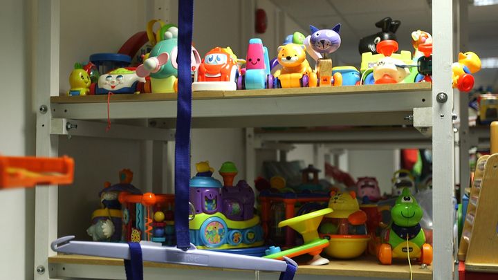 Parents can come into the toy library and browse toys with their children before picking ones to take home. 