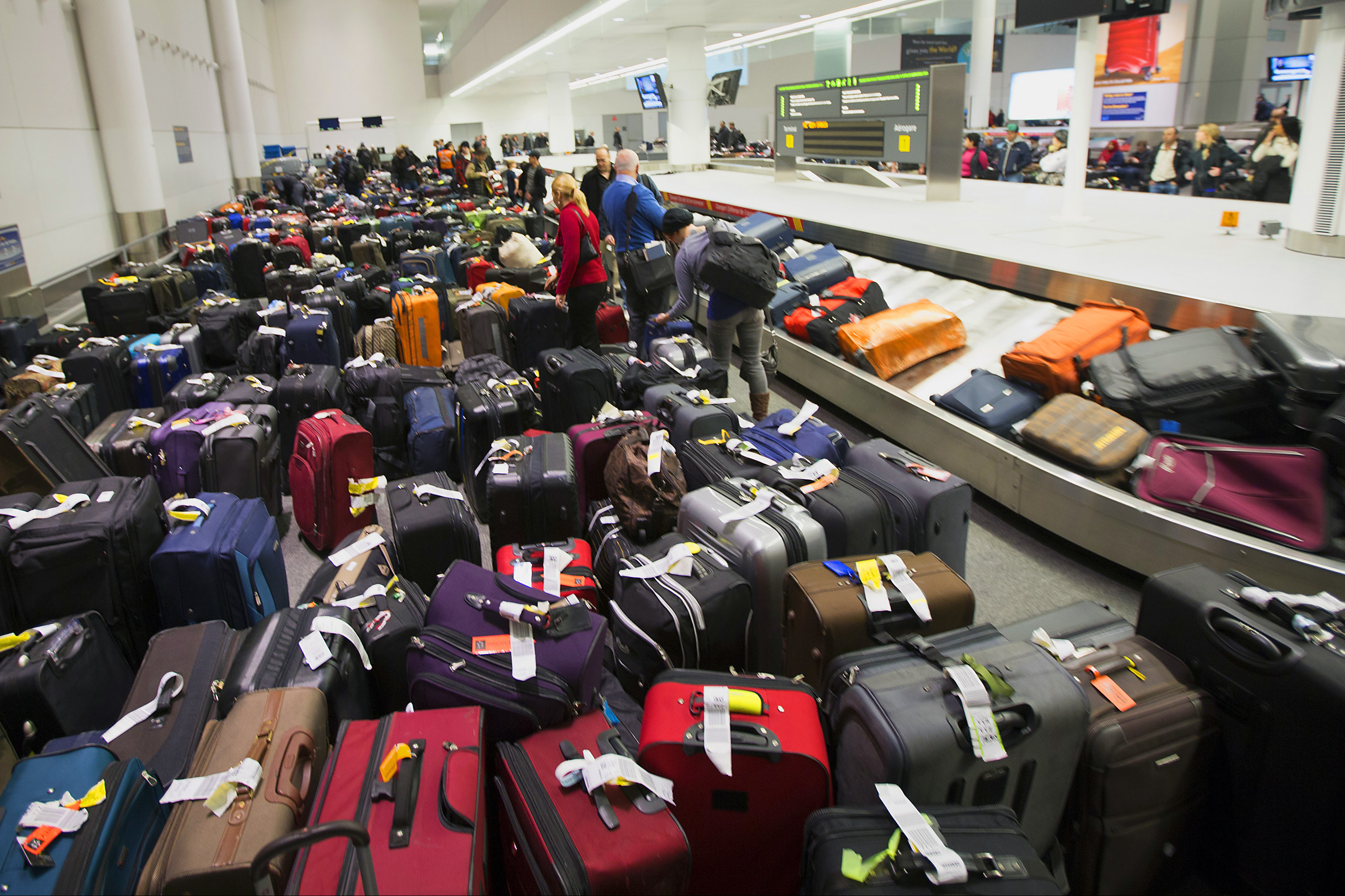 American Airlines promises to find your bags