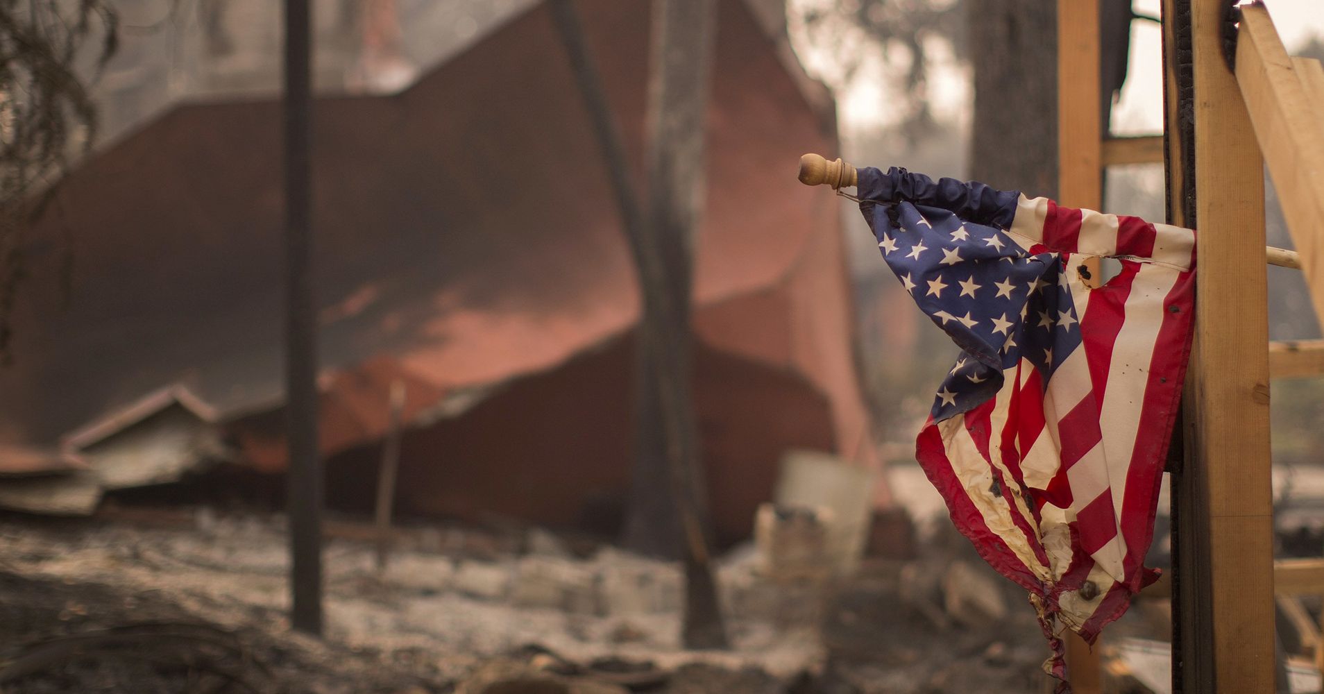 California Wildfires Now Deadliest In States Recorded History Huffpost 3352