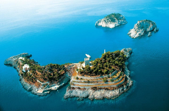 <p>Gallo Lungo, Li-Galli Islands <a href="https://www.feel-planet.com/" target="_blank" role="link" rel="nofollow" class=" js-entry-link cet-external-link" data-vars-item-name="www.feel-planet.com" data-vars-item-type="text" data-vars-unit-name="591cce29e4b07617ae4cb915" data-vars-unit-type="buzz_body" data-vars-target-content-id="https://www.feel-planet.com/" data-vars-target-content-type="url" data-vars-type="web_external_link" data-vars-subunit-name="article_body" data-vars-subunit-type="component" data-vars-position-in-subunit="16">www.feel-planet.com</a></p>