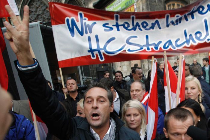 Head of Far Right Freedom Party Cheers his Success