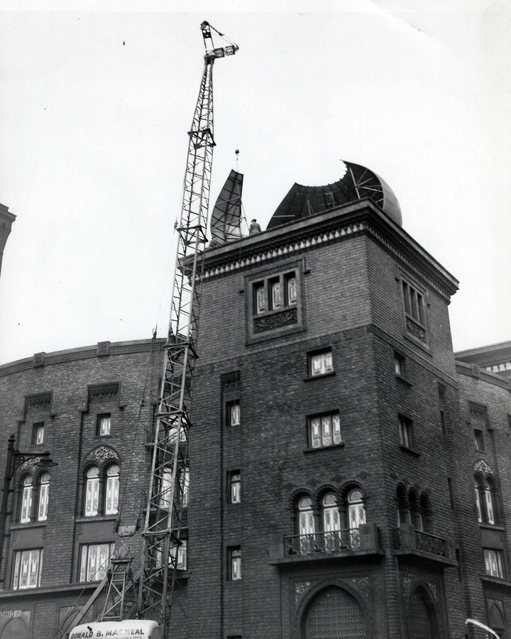 <p>Construction of one of the famed onion domes of the Medinah Temple in Chicago (architects Huehl and Schmidt 1912)</p>