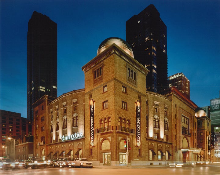 <p>Bloomingdale’s Medinah Home 600 N. Wabash, Chicago</p>