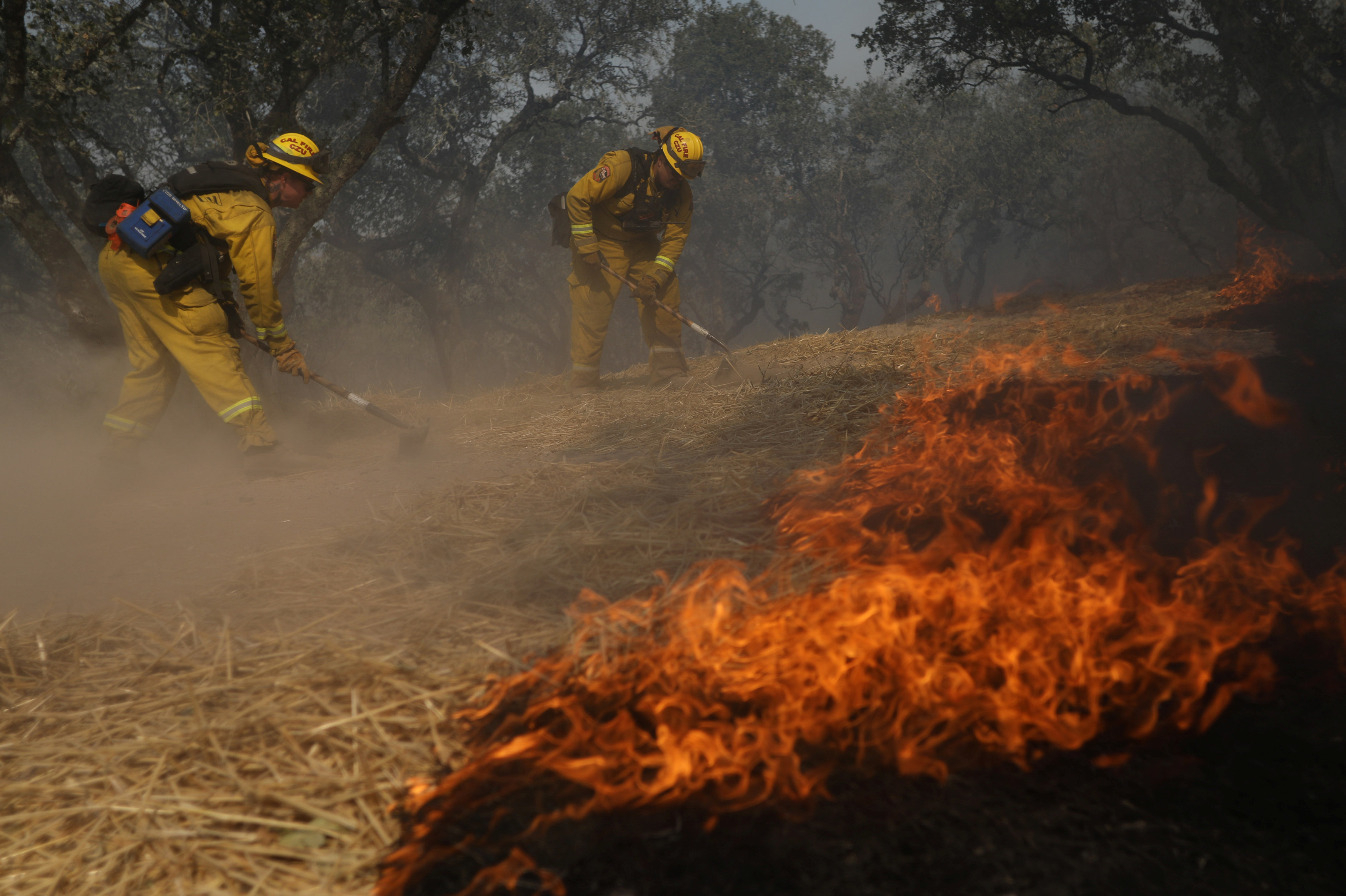 Firefighters Gaining Ground Against California's Deadliest Ever Blazes ...