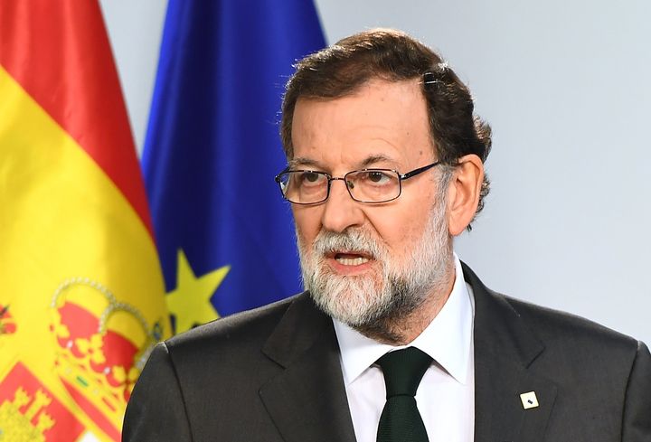 Spanish PM Mariano Rajoy has called an emergency cabinet meeting for tomorrow 