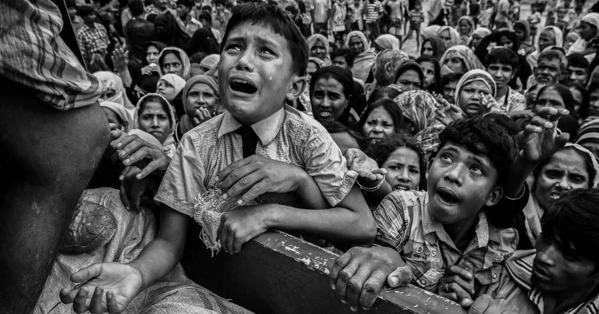 Геноцид это. Народ рохинджа беженцы.