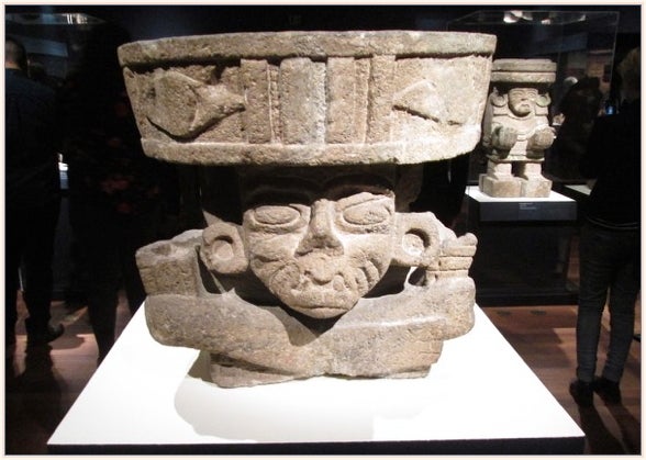 Old Fire God (450-550) and (rear) Chalchiutlicue (250-650).