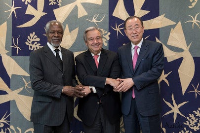 Former Secretaries-General Kofi Annan (left) and Ban Ki-moon (right) pay a courtesy call on Secretary-General António Guterre