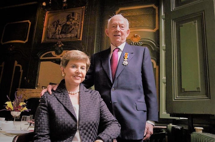 <p><strong>Raymond and Beverly Sackler</strong></p>